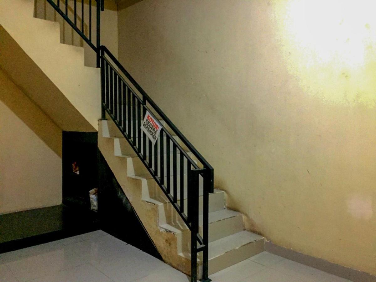Grand Azizah Redpartner Hotel Makassar