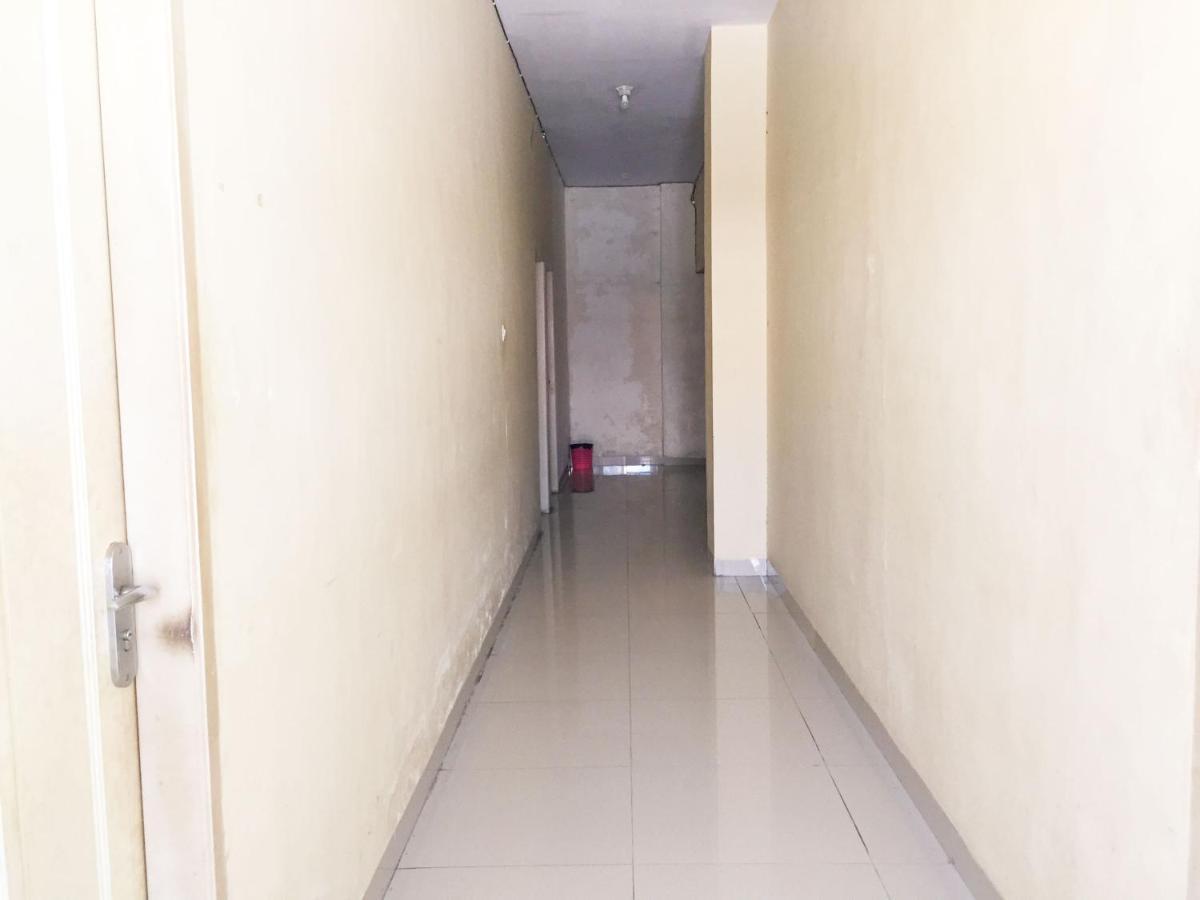Grand Azizah Redpartner Hotel Makassar